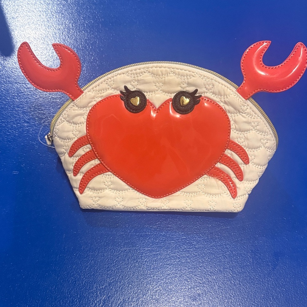 Betsey Johnson Kitsch Crab Cosmetic Bag Coral Multi BM18780 NWOT